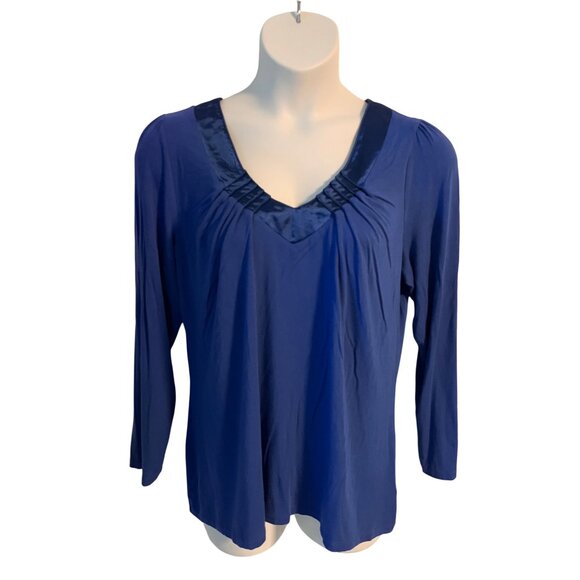 Motto Size 1X Blue V Neck Blouse Satin Trim Liquid Knit Stretch Top Shirt - Picture 1 of 8